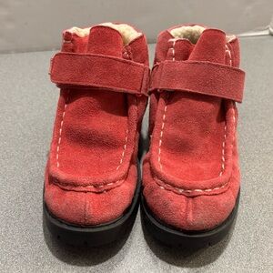 Pediped Jackie Fuchsia girl's boots. SZ 2.5/3 Fleece lined Velcro‎ closure